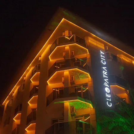 Cleopatra Hotell 3*