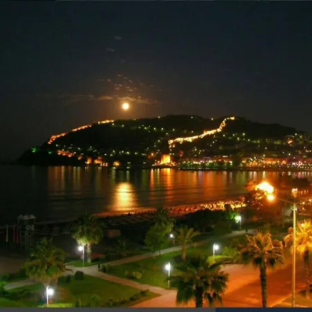 Hotel Cleopatra