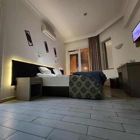 Hotell Cleopatra 3*